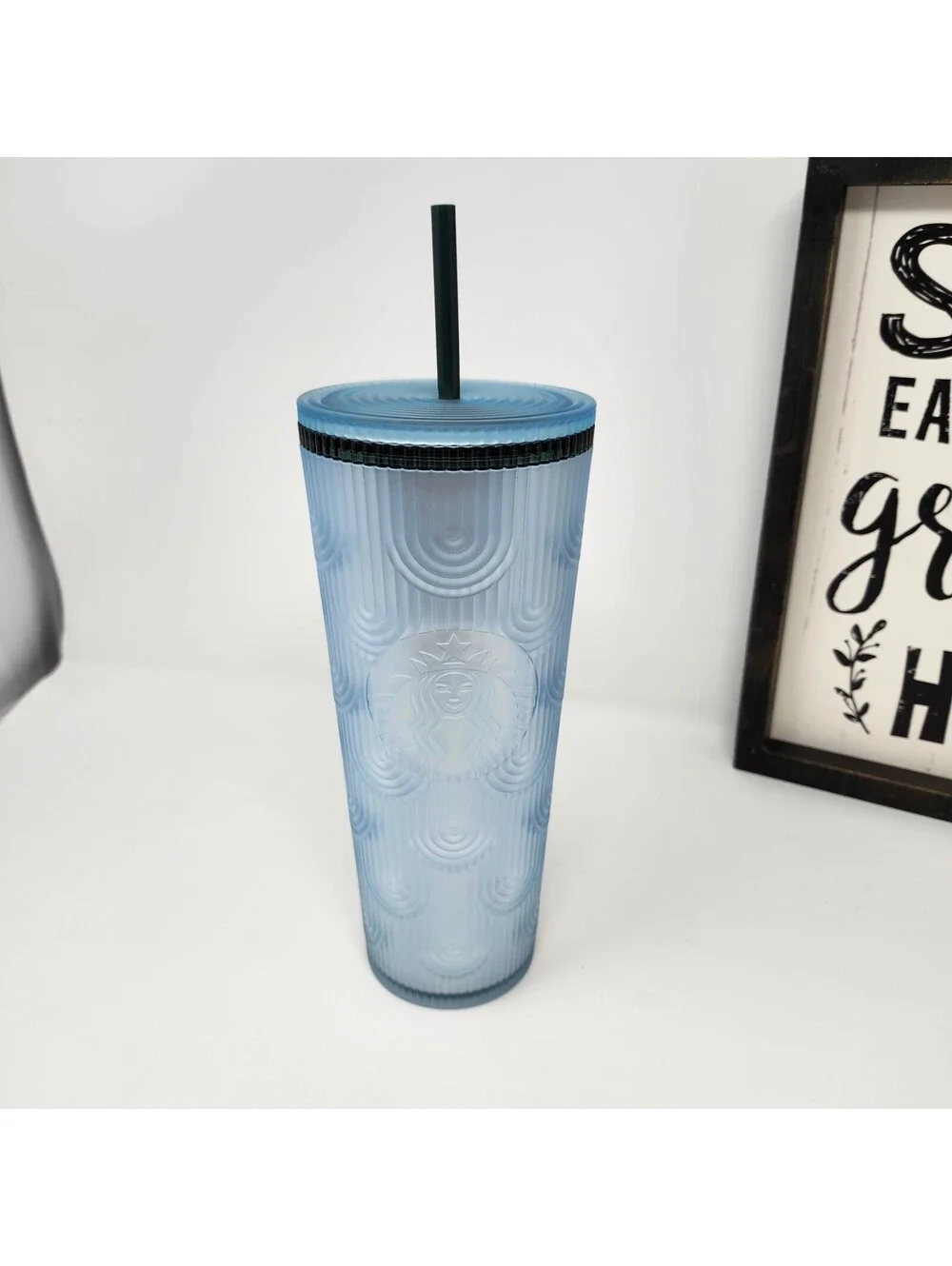 Starbucks 2022 Blue Geometric Cold Cup Tumbler 24 oz Frosted Reusable Straw Cup